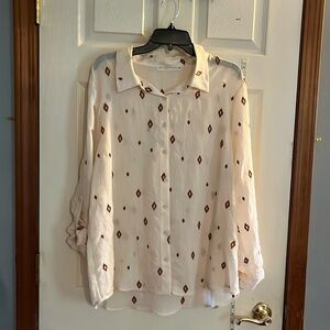 NWT-Fair haven-1XL-cream with brown embroidered diamonds. L/S button up shirt.